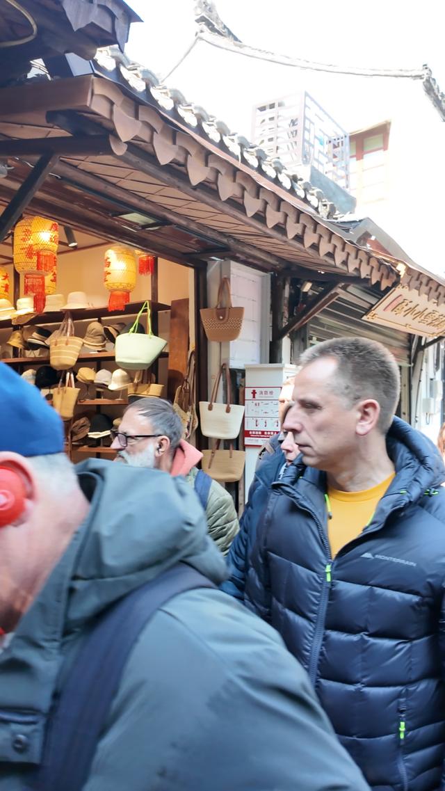 朱家角河水变身“果冻”河！青浦率先参加“旅超”大赛，一批新玩法上新，本周多景区折扣