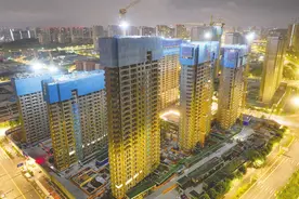 政策利好助推房企加速偿债 万科、龙湖年内债务清零图片