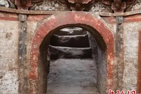 山西汾阳发现一座北宋晚期砖雕壁画墓图片