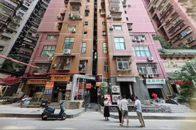 重庆渝中区：“一站式”服务推动既有住宅电梯加装图片