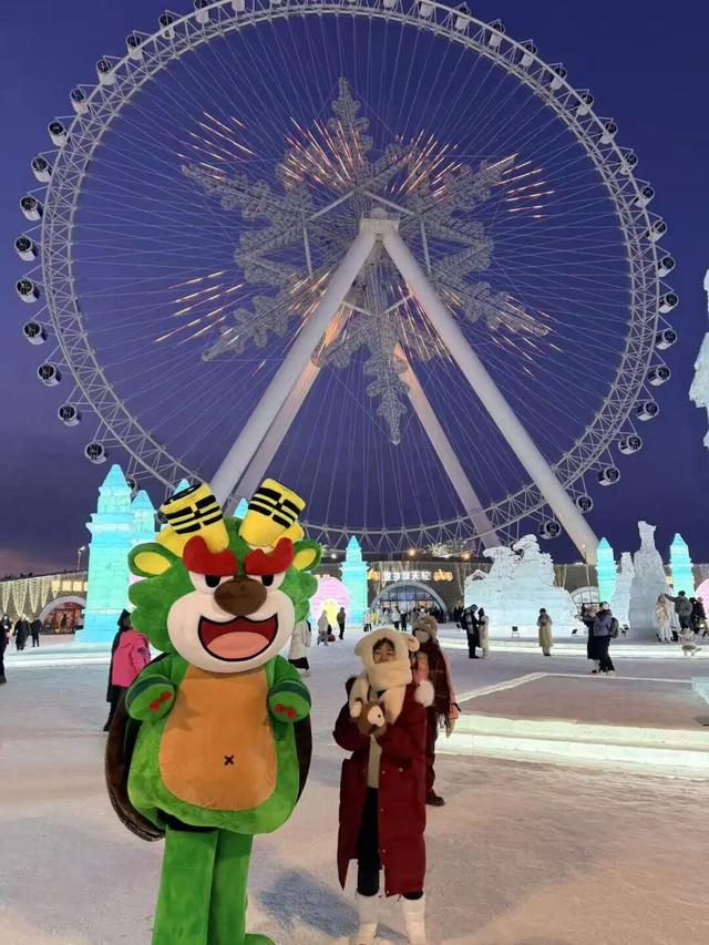 “崂山小鳌”+“鸥啦”亮相哈尔滨，发出青岛暖冬邀请函！