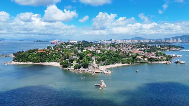 新华视点丨光影流金 厦门借金鸡奖书写“影视之城”新诗篇