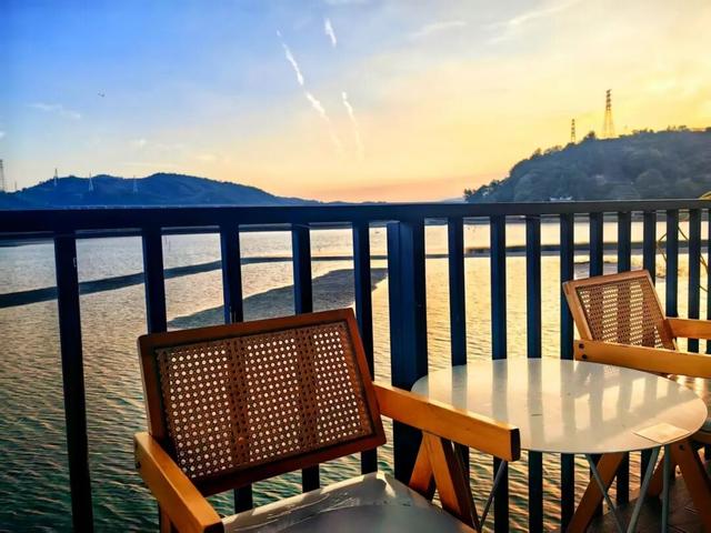 为了在这打卡，特意去了趟前岐！