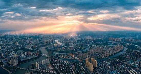 周末不忙，去趟＿＿＿＿