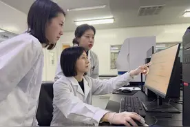 DNA里破译真相的巾帼“鉴”证者——记武汉市公安司法鉴定中心DNA实验室女警图片