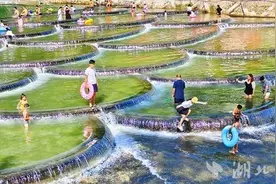 来凤县：独石塘鱼鳞坝，夏天避暑玩水好去处，你打卡了吗？图片