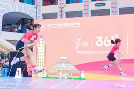 500少年儿童 郑州齐“耍”绳图片