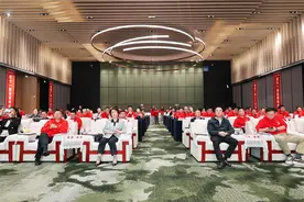 苏宁易购西区“双11”活动启动 三重补贴助力消费图片