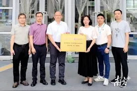 千册书籍月月更新！东莞七中与市图书馆开启阅读“新玩法”图片