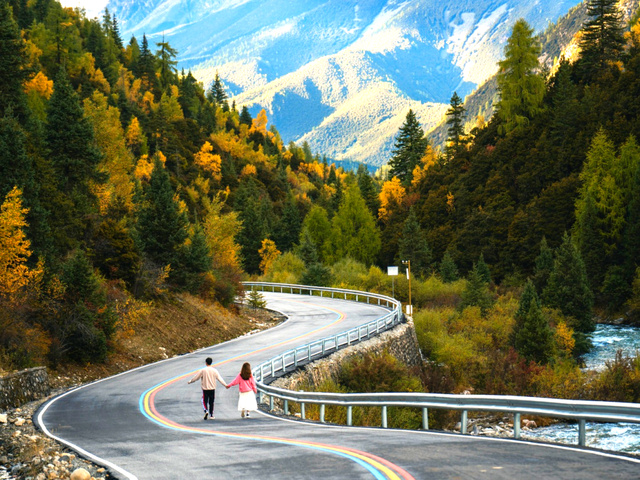 秋天的公路旅行，我会选择G317！
