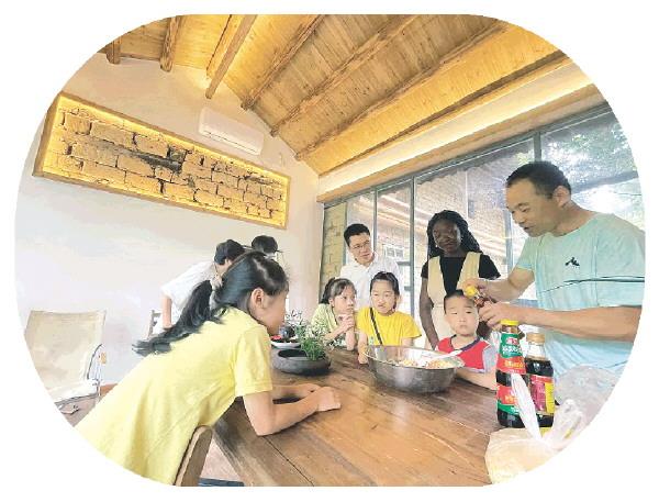 游山水、品民俗、遇热情，游客来了就不想走！阳朔文化活动“好戏连台”