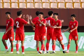 国内首秀！中国U16男足4比0越南图片