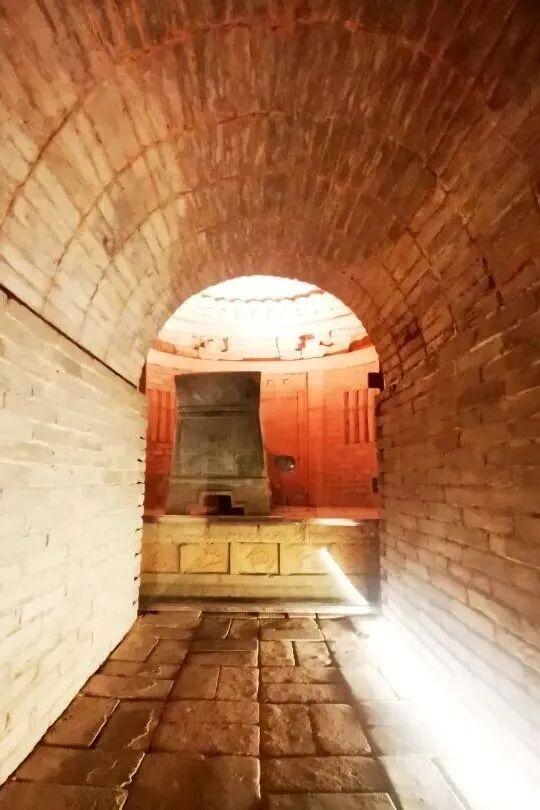 天，原来有这么多不为人知的“墓”后魅力