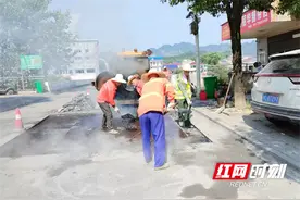 高温肆虐，桃源公路人坚守如初！图片