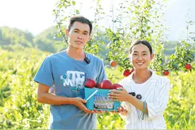 “鸿雁”归来水果香——会泽90后夫妻返乡种水果小记图片