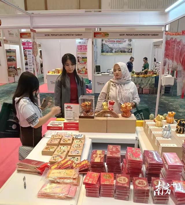 “文化+产业”出海，“中国·佛山馆”亮相马来西亚国际消费展