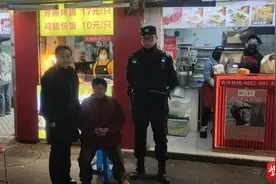 警方暖心助老，迅速送两位走失老人安全回家图片