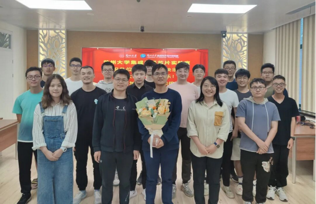 甘肃‖兰大团队突破瓶颈，新芯片问世！