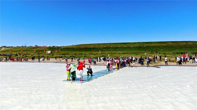 游客量破100万！太仆寺旗牛奶湖旅游景点持续火爆