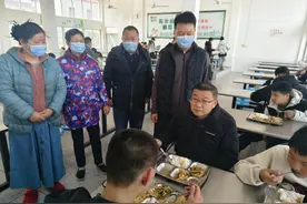 家校携手共筑校园食品安全防线图片