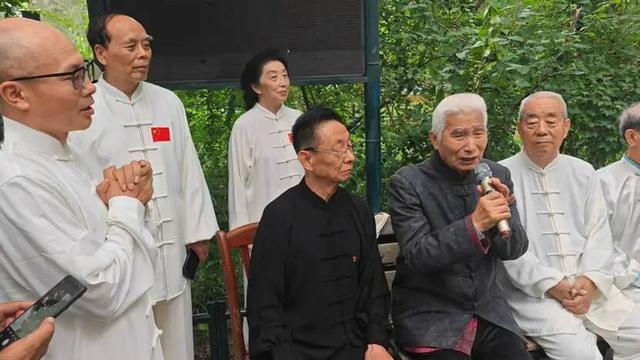 紫竹院双站联谊48式太极传新篇，门惠丰亲临指导以礼相待