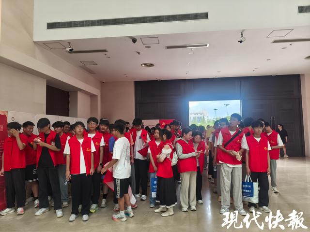 “圈粉”年轻人，新四军纪念馆暑期火爆