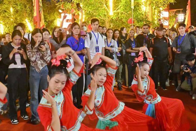 昨晚，莆田迎来特殊的客人！