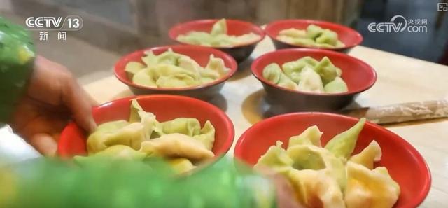 “冰雪+民俗+美食”助推冬游“火”出新高度 冬日文旅新场景激活消费新引擎