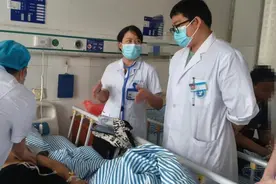 暑期溯溪玩水，当心恙虫叮咬图片