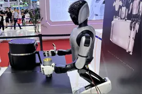 阿里再度出手，清华系人形机器人公司星动纪元融资3亿元图片
