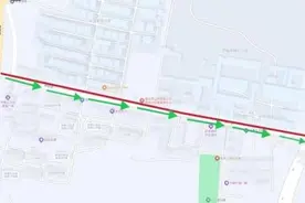 注意！县府街该路段因施工改为单向行驶，请绕行图片