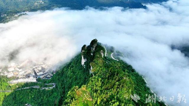 咸丰：雾涌黄金洞