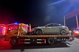 别再被骗了！在浙江的高速公路上"抛锚"拖车是免费的图片