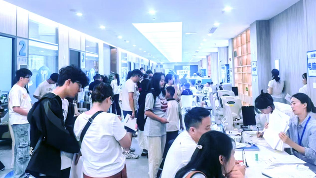 普瑞眼科：二十年笃行奋进，以专业与仁心点亮万千星眸