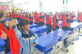 卧虎山小学开展一年级“一级一品”快板课程图片
