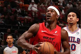 巴特勒30+10乔治18+6 热火送76人4连败图片