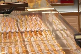 直播间“黄金吊坠”9块9包邮？“淘金”热潮下，掺假手段层出不穷图片