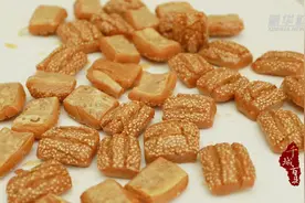 千城百县看中国丨河北大名：特色美食“蜜三刀”图片