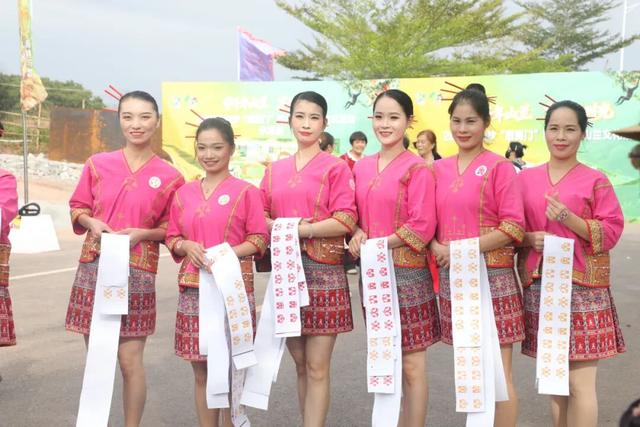 2025年白沙“啦奥门”雨林与您山兰文化活动启幕