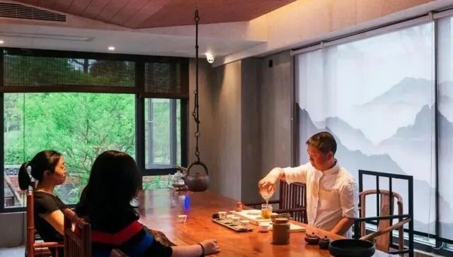 国庆躺平指南：解锁“西部睡谷”，在彭州山野民宿里睡出神仙好眠