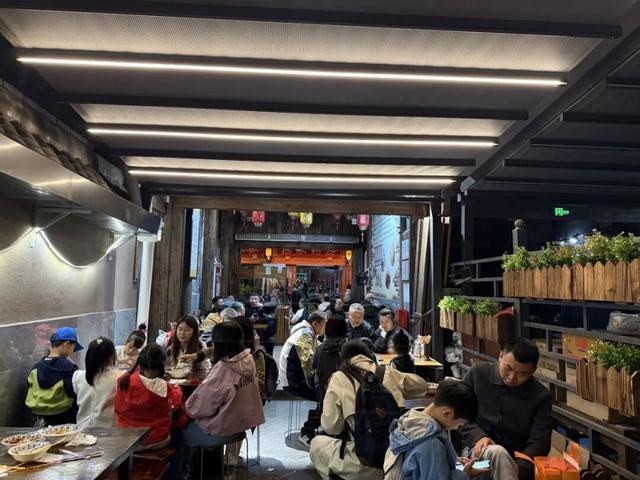 文旅发展 | 首次秋假凉山文旅再出圈 市场验证产业战略