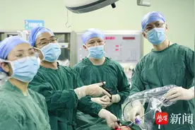 少年腹痛以为是阑尾炎，却是罕见的肠旋转不良图片