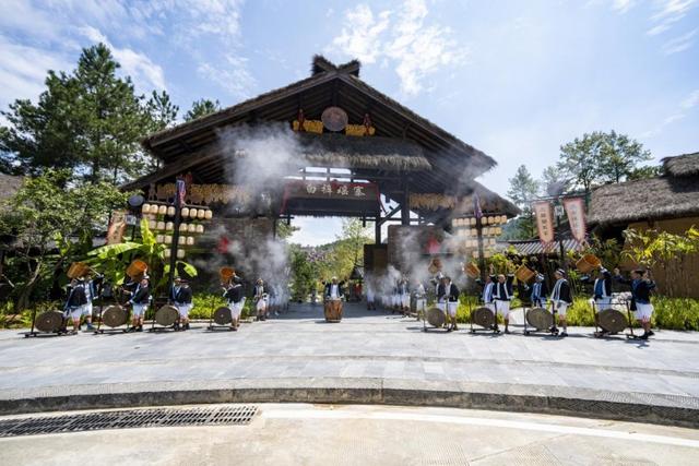 不只是一场演出：在广西深山，我活进了白裤瑶的24小时