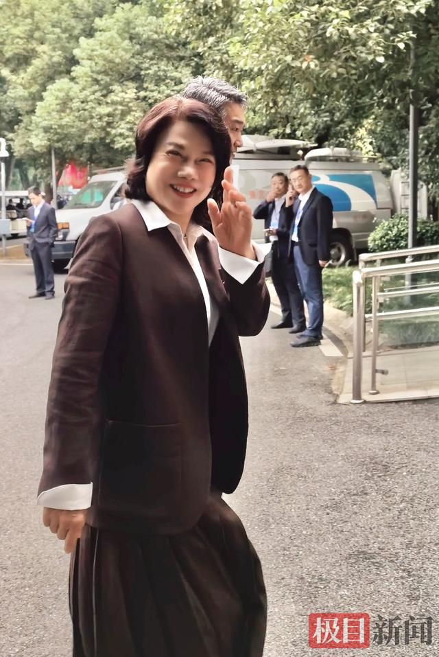刚刚，董明珠来武汉了！