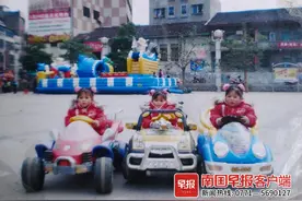 广西三胞胎姐妹被同一所高校录取！这对父子也双双考上大学！太酷了！图片