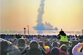 山东迎来2025年首次海上火箭发射图片