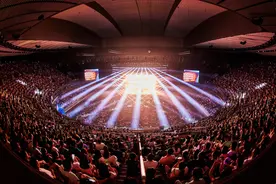 内地巡演拉开序幕！张学友“60+巡回演唱会”武汉场惊喜上演图片