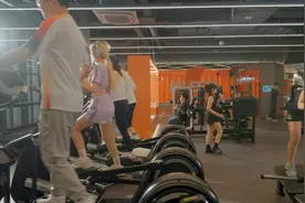 封面有数丨女性健身热情持续高涨，“力量型”训练成新风尚丨封面天天见图片