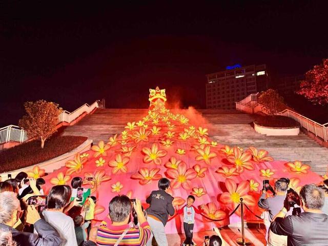 “黄埔新八景”闪耀广州国际灯光节，文旅融合奏响活力乐章