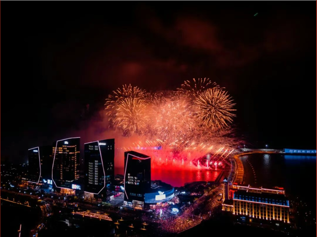 “吴淞口空中剧场”荣获市级大奖！今年“十一”邀您沉浸式解锁江海浪漫风光